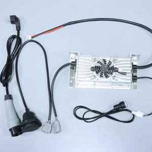 Cargador de Batería de Litio LFP BETETEK 58.4V 20A para Carrito de Golf, Carcasa de Acero Resistente, Enchufe Estándar GB EU US, Personalizable, 3 Años de Garantía - Product Image 1