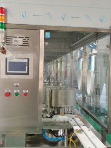 Línea de producción de llenado de viales de oncología inyectable Auto OEB5 con aislador y liofilizador - Product Image 3