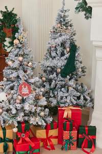 Ensemble de boules de Noël Père Noël 2026 pour fête à domicile, boules de Noël colorées 4 cm 6 cm 8 cm, décorations suspendues pour arbre - Product Image 5