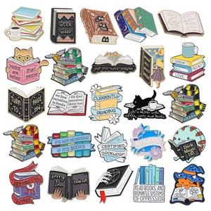 निर्माता अनुकूलित कार्टून एनमेल पिन धातु स्मारिका बैज ब्रोच कस्टम हार्ड सॉफ्ट बुक प्रेमी लैपल पिन - Product Image 1