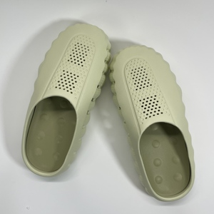 NUEVAS Sandalias Deportivas Profesionales de Diseño 2026, con Punta Cerrada, para Entrenamiento, Pre-Partido, Competencia y Ejercicio Atlético - Product Image 4