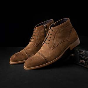 Nouvelles Bottes Chelsea Homme Hiver 2025 en Cuir Véritable Style Rétro Tendance Gravées Anglaises Mat Légères à Lacets - Product Image 1