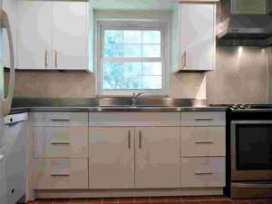 Gabinetes de Cocina Modernos de Acero Inoxidable con Isla de Madera, Solución Integral para Cocina - Product Image 3