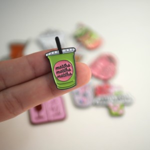 Autocollant de téléphone personnalisé, badges métalliques, épingle de revers en métal MATCHA pour téléphone portable - Product Image 3