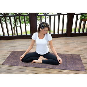Tapete de Yoga The Beauty Of Yu de 4-6mm Antideslizante y Absorbente de Sudor para Uso en Estudio de Fitness - Product Image 3