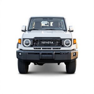 Land Cruiser LC76 Pickup 2024, 2.8L 4x4 Diesel, 6 Posti, Cerchi R18, Cambio Automatico, Euro VI, Luci Diurne a LED, Guida a Sinistra - Product Image 1
