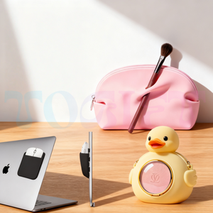 <span class=keywords><strong>2025</strong></span> New Giá Thấp Tùy Chỉnh Độc Đáo Có Thể Chèn Son Môi Không Thấm Nước Không Khí Chống Máy Ảnh Silicone Mỹ Phẩm Điện Thoại Di Động Túi Cho Nam Giới - Product Image 2