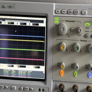 Oscilloscope Keysight DSO80204B 2 GHz 4 canaux haute précision 40GSa/s, neuf, garantie 1 an, 415V, origine US - Product Image 1