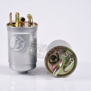 ไส้กรองน้ำมันดีเซล WK823/1 RF-50111 ขนาดมาตรฐานสำหรับเครื่องยนต์ดีเซล - Product Image 1