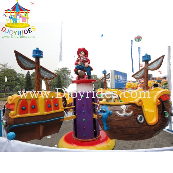 Équipement de Parc d'attractions Mini Bateau Pirate