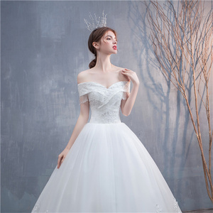 <span class=keywords><strong>Robe</strong></span> <span class=keywords><strong>de</strong></span> <span class=keywords><strong>mariée</strong></span> <span class=keywords><strong>de</strong></span> luxe à col rond avec volants et traîne chapelle, coupe princesse, 100 % polyester, en dentelle blanche pour femme – Prix usine, <span class=keywords><strong>moins</strong></span> <span class=keywords><strong>cher</strong></span> - Product Image 5