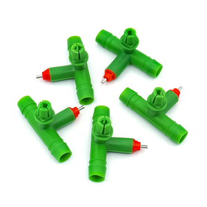 <span class=keywords><strong>Bebedero</strong></span> <span class=keywords><strong>de</strong></span> Agua <span class=keywords><strong>para</strong></span> Pollos <span class=keywords><strong>de</strong></span> Tres Vías, Color Verde, <span class=keywords><strong>Bebedero</strong></span> Automático con <span class=keywords><strong>Campana</strong></span> <span class=keywords><strong>para</strong></span> Aves <span class=keywords><strong>de</strong></span> Corral, Sistema <span class=keywords><strong>de</strong></span> Agua Potable <span class=keywords><strong>de</strong></span> Plástico - Product Image 1