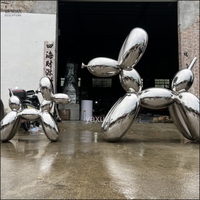 Sculpture de chien ballon abstraite moderne en acier inoxydable poli sur mesure pour la décoration de hall d'hôtel et de centre commercial de luxe