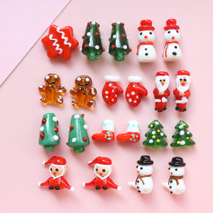 2025 mignon pain d'épice homme père noël noël pendentif verre perlé arbre <span class=keywords><strong>de</strong></span> noël accessoires pour collier fabrication <span class=keywords><strong>de</strong></span> bijoux à bricoler soi-même - Product Image 1