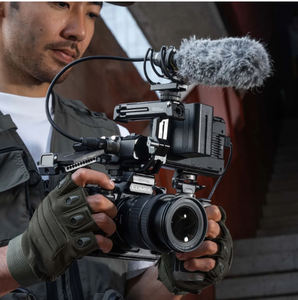 ชุดกรงอลูมิเนียมอัลลอยด์ 4903 สำหรับ <span class=keywords><strong>LUMIX</strong></span> <span class=keywords><strong>S1R</strong></span> II พร้อมที่จับด้านบน ตัวหนีบสายเคเบิล และที่จับแบบมือถือ - Product Image 5