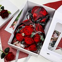 Rode geconserveerde bloemenboeket echte rozen beer |   Langdurige Echte Eeuwige Rozen Kaart Cadeaubox China 13,8 Inch Valentijn