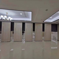 Cloisons insonorisées mobiles, cloisons modulaires coulissantes, cloisons pliantes pour séparation de espaces de bureau, hôtel, salle de conférence