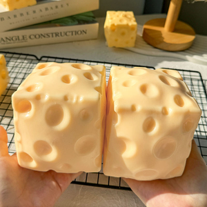 Nouveau design Grand cube de fromage souple, Jouet anti-stress en forme de fromage, Jouet sensoriel en forme de fromage souple - Product Image 1