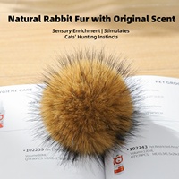 Balle en fourrure de lapin résistante aux griffures pour chat, jouet interactif en peluche pour chatons, idéal pour l'intérieur, divertissement toute saison