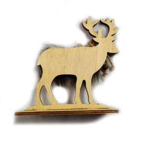 Cerf debout de Noël artisanal en bois fait à la main pour renne décoratif de table Style primitif ayant des cheveux - Product Image 3