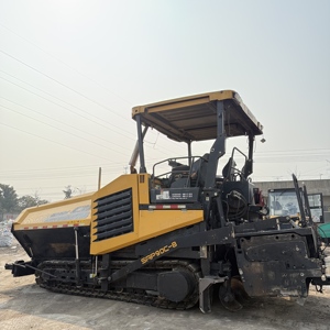 เครื่องปูยางมะตอย Sany SSP90C-8 ปี 2020 มือสอง สำหรับงานก่อสร้างถนน กำลังการผลิต 900 ตัน/ชม. กำลัง 180 กิโลวัตต์ ระบบไฮดรอลิกเต็มรูปแบบ - Product Image 3