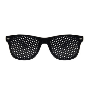 Gafas <span class=keywords><strong>de</strong></span> sol estenopeicas con logotipo personalizado <span class=keywords><strong>de</strong></span> promoción al por mayor con <span class=keywords><strong>diseño</strong></span> único con corrección <span class=keywords><strong>de</strong></span> visión <span class=keywords><strong>auxiliar</strong></span> gafas estenopeicas - Product Image 2