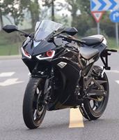 Motocicleta Deportiva de Carreras Ninja de 250cc 400cc, Bicilíndrica en Paralelo, Refrigerada por Líquido, con Inyección Electrónica de Combustible y Frenos ABS
