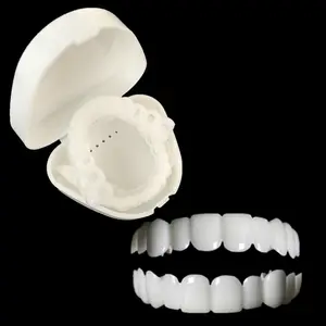 Snap Smile ที่กำหนดเองป้ายด้านบนและฟันปลอม Cover Smile Veneers Comfort Fit Flex ฟันปลอมวงเล็บ