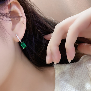 Bijoux personnalisés classique S925 argent fantaisie Design boucles d'oreilles femmes bijoux laboratoire croissance grand-mère émeraude cadeau d'anniversaire - Product Image 6