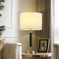 Lampe de chevet de chevet avec abat-jour en tissu pour chambre et salon, décoration moderne et luxueuse pour la maison