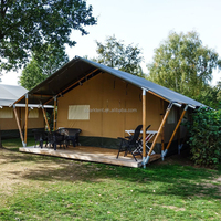 Hôtel de glamping de luxe en bois, complexe hôtelier, lodge de survie, safari, camping, tentes