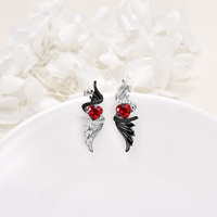 Bijoux Offre Spéciale 925 Sterling Silver Heart Crystal Cubic Zircon Two Tone Angel Devil Wing Stud Boucles d'oreilles