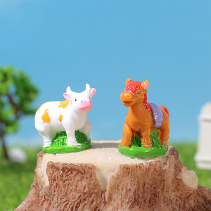 Ensemble de figurines d'animaux miniatures en résine avec veau de cheval pour la décoration de jardin succulent - Product Image 2