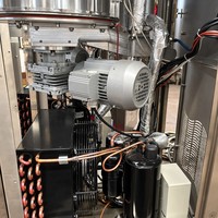 Machine à tempérer le chocolat verticale populaire en gros avec table vibrante, machine à faire fondre le chocolat pour la vente en gros