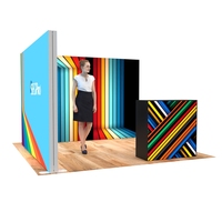 Comptoir portable Lintel 10x10 pour salons professionnels avec éclairage LED SEG et stand en tissu lumineux pour exposition