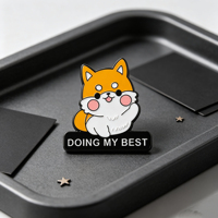 Broche en émail mignonne Shiba Inu avec citation positive 'DOING MY BEST', badge de revers en métal motif chien de dessin animé pour vestes, sacs à dos et chapeaux