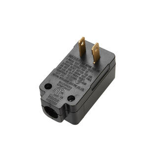 電気家庭用アダプターALCI漏れ防止プラグ125V <span class=keywords><strong>250V</strong></span>デュアル電圧10A/13A/15A米国標準産業IP54 - Product Image 2