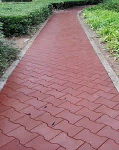 Pelapis lantai luar ruangan anti selip, pelapis karet lantai bentuk tulang anjing, ubin bata stabil kuda - Product Image 6