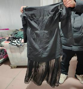 Robe en soie <span class=keywords><strong>d</strong></span>'occasion prête à être expédiée, robe <span class=keywords><strong>de</strong></span> soirée formelle en soie <span class=keywords><strong>de</strong></span> qualité supérieure, <span class=keywords><strong>vente</strong></span> en gros pour soirées et <span class=keywords><strong>occasions</strong></span> culturelles, vêtements <span class=keywords><strong>d</strong></span>'occasion - Product Image 1