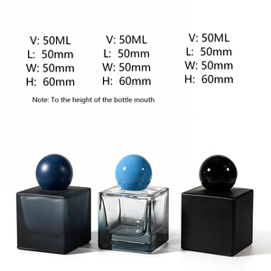 Flacon de parfum de luxe vide 50 ml, en verre transparent premium, anti-fuite, carré, avec boîte cadeau, rechargeable, pour utilisation en voiture - Product Image 6