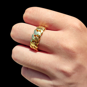 Fabricant OEM – Nouvelle Bague Curb Band Micro-Pavée en Moissanite 8mm, Polissage Brillant, Argent Sterling S925, Plaqué Or 14K PVD, Style Hip Hop Bling – Fournisseurs B2B Personnalisés - Product Image 3