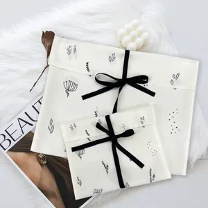 Оптовая продажа, индивидуальные атласные сумки-конверты для упаковки, высококачественные роскошные шелковые Сатиновые пылесборники