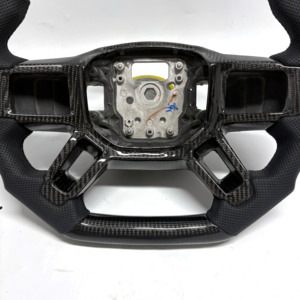 Volant en fibre de carbone authentique <span class=keywords><strong>pour</strong></span> Land Rover Defender 110 20-24 avec palettes de changement de vitesse personnalisables et chauffage 115 - Product Image 5