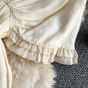 Novo Vestido Maxi Feminino 2026 de Verão Atacado com Decote V, Amarração Frontal, Manga com Babado e Camadas, Cintura Alta, Estilo Boho Praia, Elegante para Férias, Cor Creme - Product Image 5