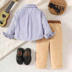 Ensembles de vêtements populaires <span class=keywords><strong>pour</strong></span> bébés garçons, t-shirt rayé et salopette courte <span class=keywords><strong>pour</strong></span> enfants, costumes formels <span class=keywords><strong>pour</strong></span> enfants - Product Image 2