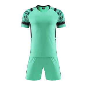 Set di Uniformi da Calcio Personalizzate per Ragazzi e Ragazze, Design Gratuito, Maglie da Calcio di Alta Qualità - Product Image 4
