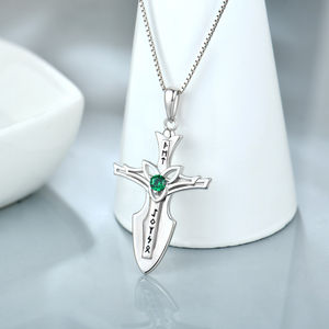 925เงินสเตอร์ลิงโรเดียมชุบสีเขียวอัญมณีซีแซดโบราณอักษรรูนสลักชาติพันธุ์สร้อยคอกางเขนของผู้ชายสำหรับงานแต่งงาน - Product Image 2