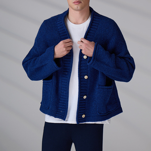 Fabricant professionnel de pulls, sur mesure OEM ODM, cardigan unisexe en laine 100% pour l'hiver, col en V, pull tricoté pour homme - Product Image 3