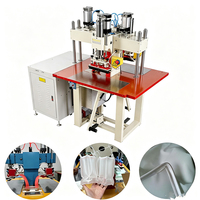 Machine automatique à double tête haute fréquence pour la fabrication de ponchos de pluie, équipement de soudage de vêtements de pluie en PVC, fabricant