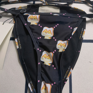 ชุดว่ายน้ำสไตล์ใหม่ ชุดชายหาด แบรนด์หรูสำหรับผู้หญิง ชุดว่ายน้ำวันพีซแบบสามจุด แยกชิ้น เซ็กซี่ สายรัดไหล่ ดีไซน์เนอร์ แห้งเร็ว - Product Image 3